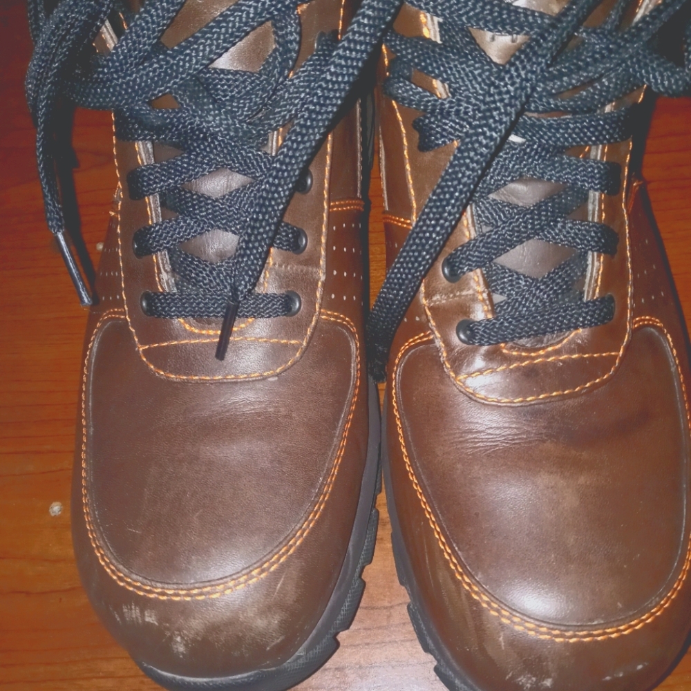 Sneakerboot